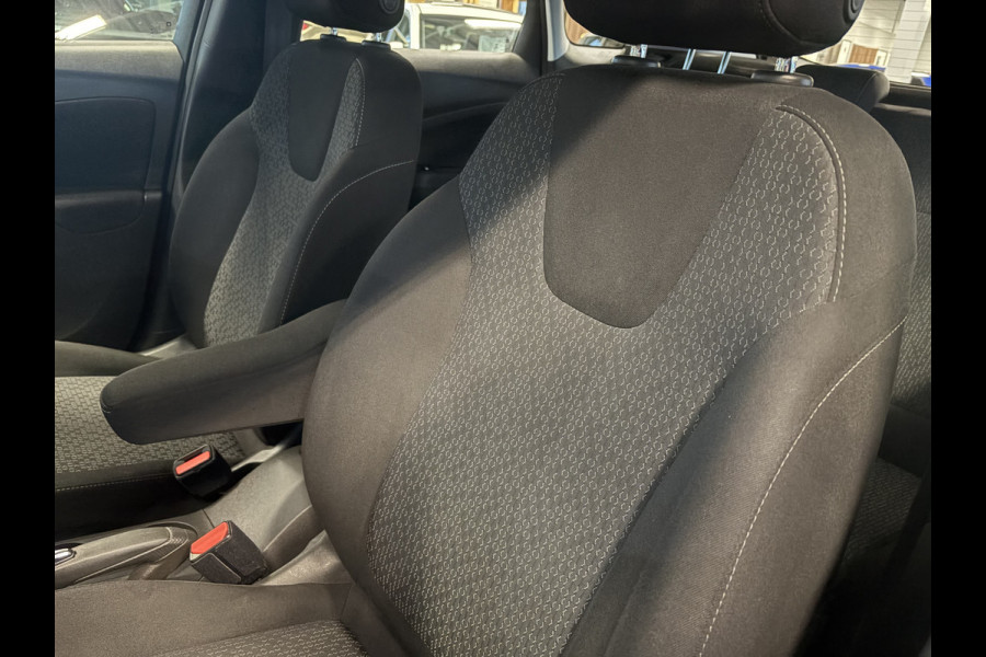 Opel Crossland 1.2 T 130pk Elegance Automaat CAMERA/CLIMA/CARPLAY/TREKHAAK/WINTERPACK