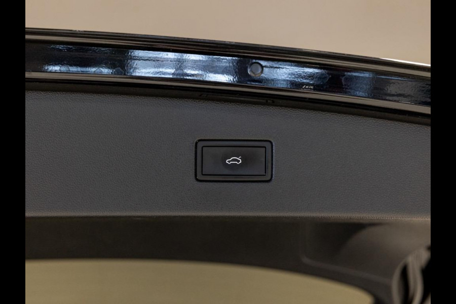 Volkswagen Tiguan Allspace 2.0 2X R-Line / 7 pers. / 190pk / Panorama dak / Leder / Trekhaak