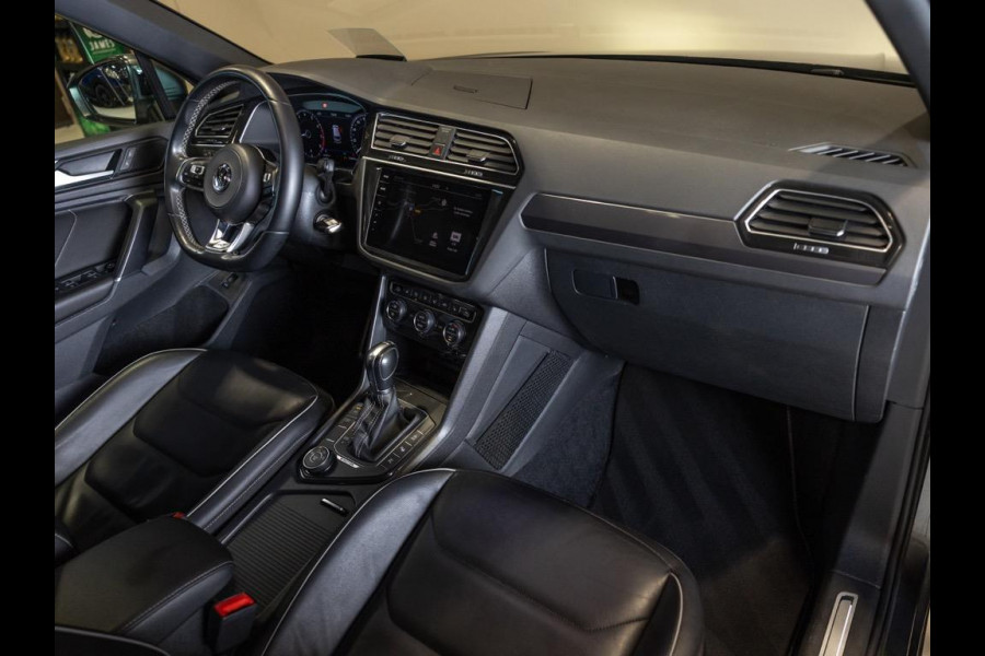Volkswagen Tiguan 2.0 TSI 4Motion 2x R-line / 220pk / Leder / Pano / Led / Head-up / Virtual Cockpit / 360 camera