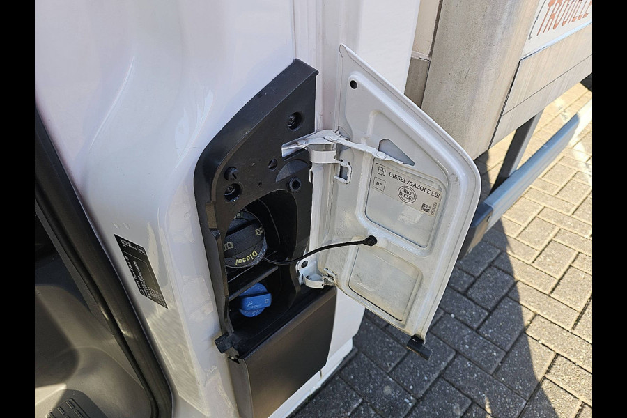 MAN TGE 35 2.0 Bakwagen Laadklep Zijdeur Spoiler 177Pk Camera Navi