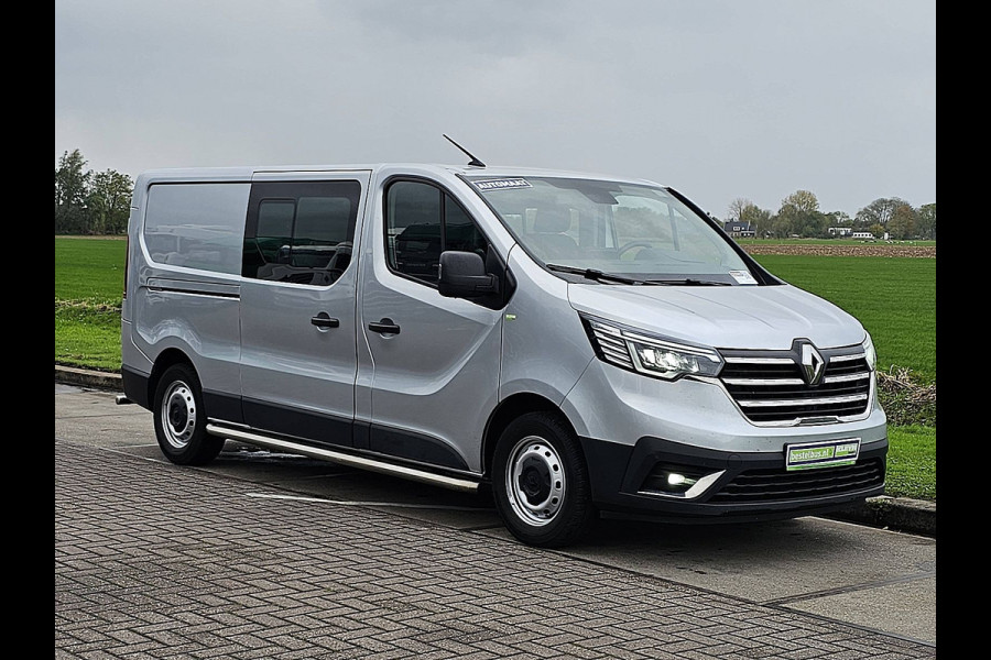 Renault Trafic 2.0 dCi 150 T29 L2H1 DC Airco Automaat Navi Sidebars Euro6 150Pk NAP 1e Eigenaar!