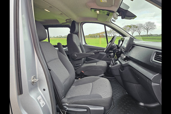 Renault Trafic 2.0 dCi 150 T29 L2H1 DC Airco Automaat Navi Sidebars Euro6 150Pk NAP 1e Eigenaar!