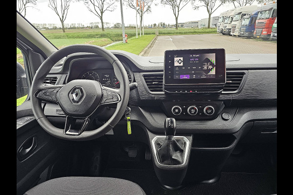 Renault Trafic 2.0 dCi 150 T29 L2H1 DC Airco Automaat Navi Sidebars Euro6 150Pk NAP 1e Eigenaar!
