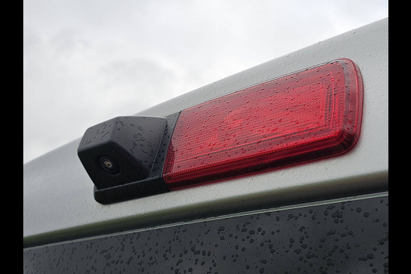 Renault Trafic 2.0 dCi 150 T29 L2H1 DC Airco Automaat Navi Sidebars Euro6 150Pk NAP 1e Eigenaar!