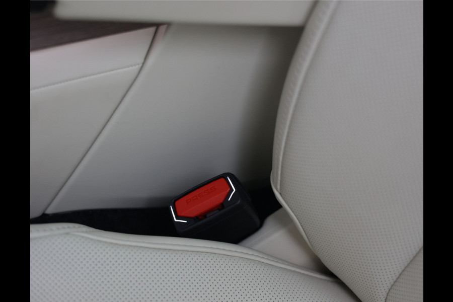 Land Rover Range Rover D250 HSE | Perlino - Smart Mirror - Vierwielsturing