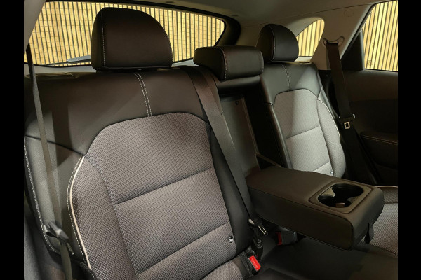Kia e-Niro DynamicLine 64 kWh|93,6% SOH|NW LOGO|FACELIFT|3-FASE|1/2 LEDER|ACC|CARPLAY|CAMERA|STOELVERW|IN. BTW|1e EIG|NL-AUTO|NAP|