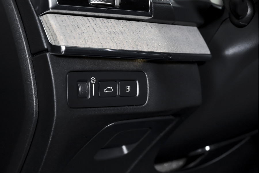 Volvo XC90 2.0 T8 Recharge AWD Inscription Exclusive Orig. NL | Luchtvering | Running Boards | Elek. Trekhaak | S/K-Panodak | Head-Up | Adapt. Cruise | Stuur-+Stoelverwarming+Ventilatie | Harman/Kardon | 360 Camera | NAV + App Connect | Dascam | LM 20''