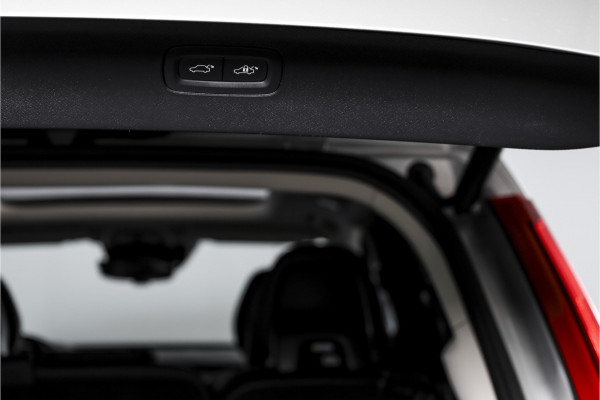 Volvo XC90 2.0 T8 Recharge AWD Inscription Exclusive Orig. NL | Luchtvering | Running Boards | Elek. Trekhaak | S/K-Panodak | Head-Up | Adapt. Cruise | Stuur-+Stoelverwarming+Ventilatie | Harman/Kardon | 360 Camera | NAV + App Connect | Dascam | LM 20''