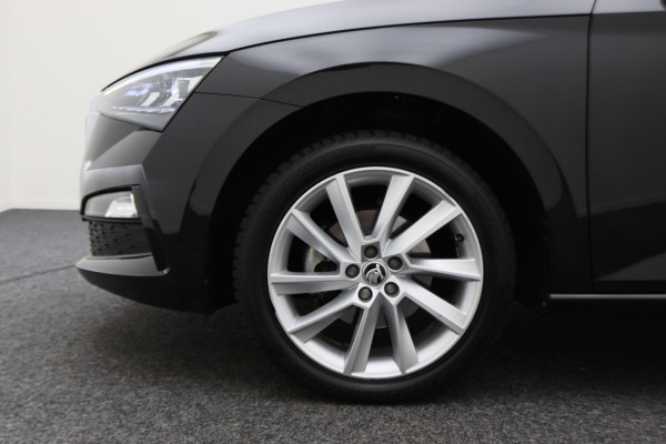 Škoda SCALA 1.0 TSI DSG Sport Business Panoramadak, Camera, ACC, Apple Carplay, Gebarenbesturing, LED, 17''