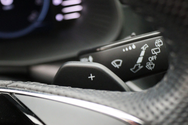 Škoda SCALA 1.0 TSI DSG Sport Business Panoramadak, Camera, ACC, Apple Carplay, Gebarenbesturing, LED, 17''