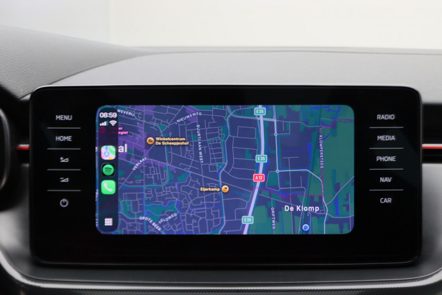 Škoda SCALA 1.0 TSI DSG Sport Business Panoramadak, Camera, ACC, Apple Carplay, Gebarenbesturing, LED, 17''