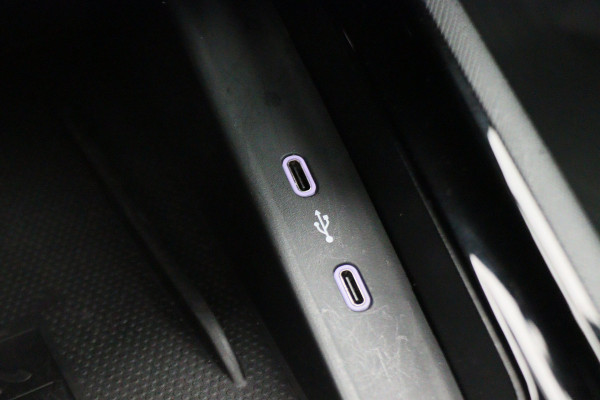 Škoda SCALA 1.0 TSI DSG Sport Business Panoramadak, Camera, ACC, Apple Carplay, Gebarenbesturing, LED, 17''