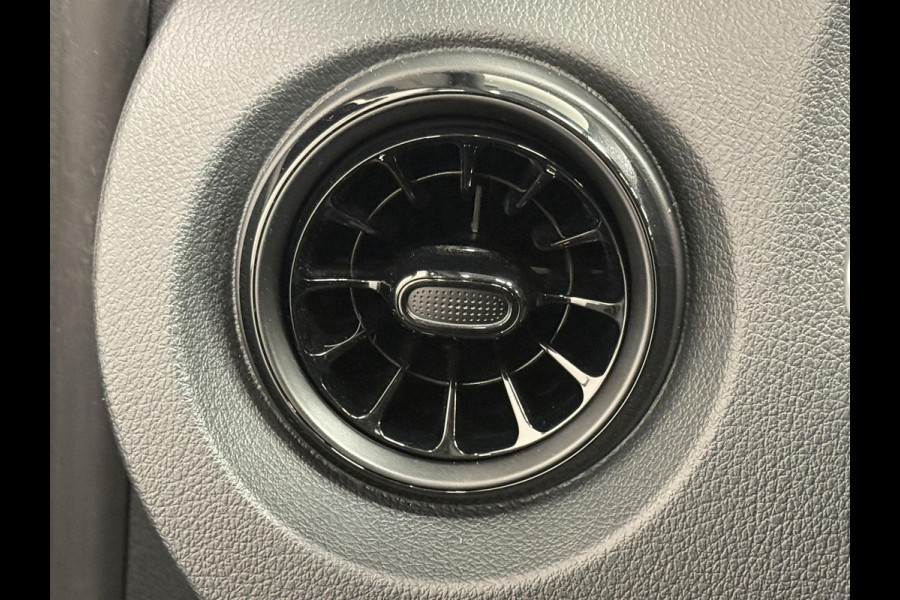 Mercedes-Benz eVito eVito Lang 66 kWh Mercedes-Benz eVito eVito Lang 66kWh