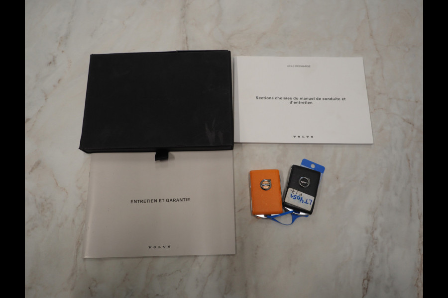 Volvo XC40 1.5 T5 Recharge Inscription | Panoramadak | Pilot Assist | Camera | Leder | Keyless | Memory | Carplay