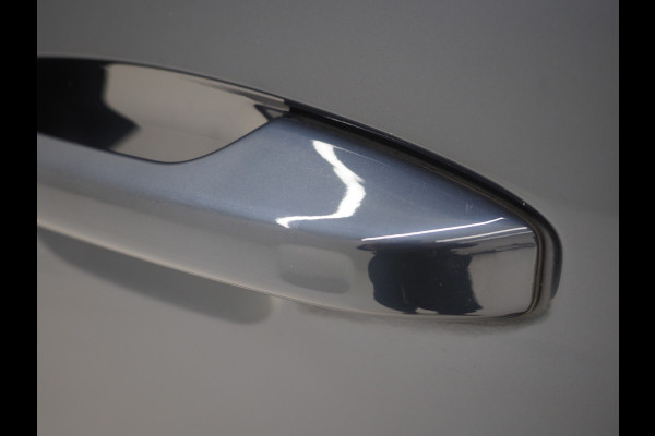 Volvo XC40 1.5 T5 Recharge Inscription | Panoramadak | Pilot Assist | Camera | Leder | Keyless | Memory | Carplay