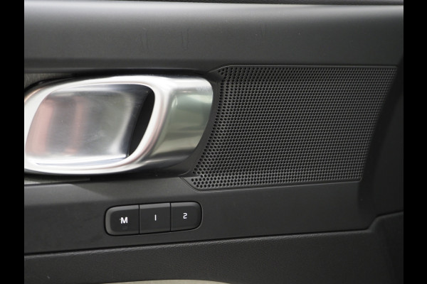 Volvo XC40 1.5 T5 Recharge Inscription | Panoramadak | Pilot Assist | Camera | Leder | Keyless | Memory | Carplay