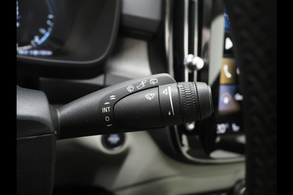 Volvo XC40 1.5 T5 Recharge Inscription | Panoramadak | Pilot Assist | Camera | Leder | Keyless | Memory | Carplay