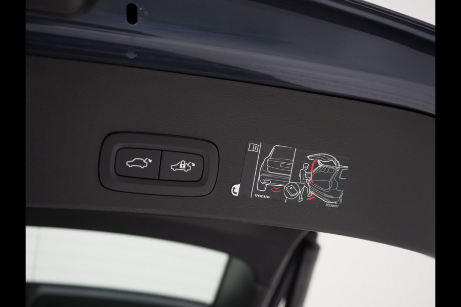 Volvo XC40 1.5 T5 Recharge Inscription | Panoramadak | Pilot Assist | Camera | Leder | Keyless | Memory | Carplay