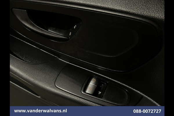 Mercedes-Benz Vito 114 CDI 136pk L2H1 Euro6 Airco | Imperiaal | Navigatie | Camera | Trekhaak Parkeersensoren