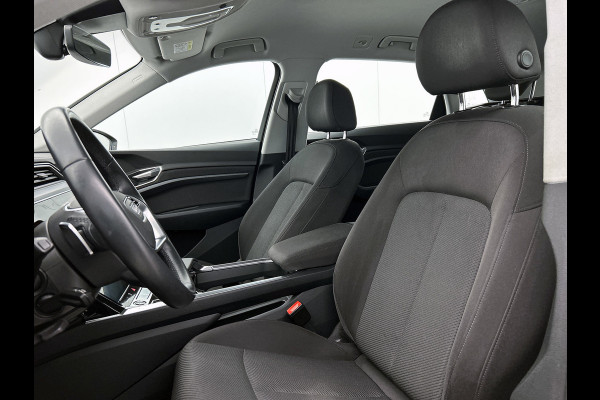 Audi e-tron 55 quattro Business edition 95 kWh (TREKHAAK AFNEEMBAAR, ELEKT. STOELEN, NAVIGATIE, CAMERA, 1e EIGENAAR)