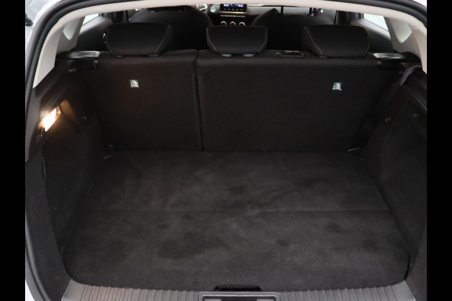 Renault Captur 160pk E-Tech Plug-in Hybrid Business Automaat Camera | Cruise | Navi | Parkeersens. v+a