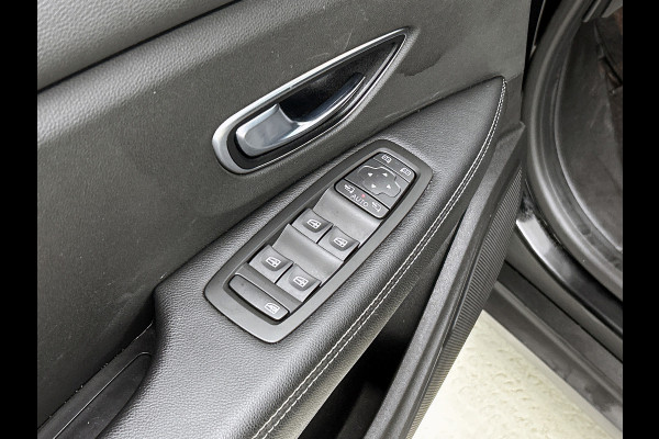 Renault Scénic 1.3 TCe Limited (NAVIGATIE, STOELVERWARMING, TREKHAAK, PDC, CAMERA, GOED ONDERHOUDEN)