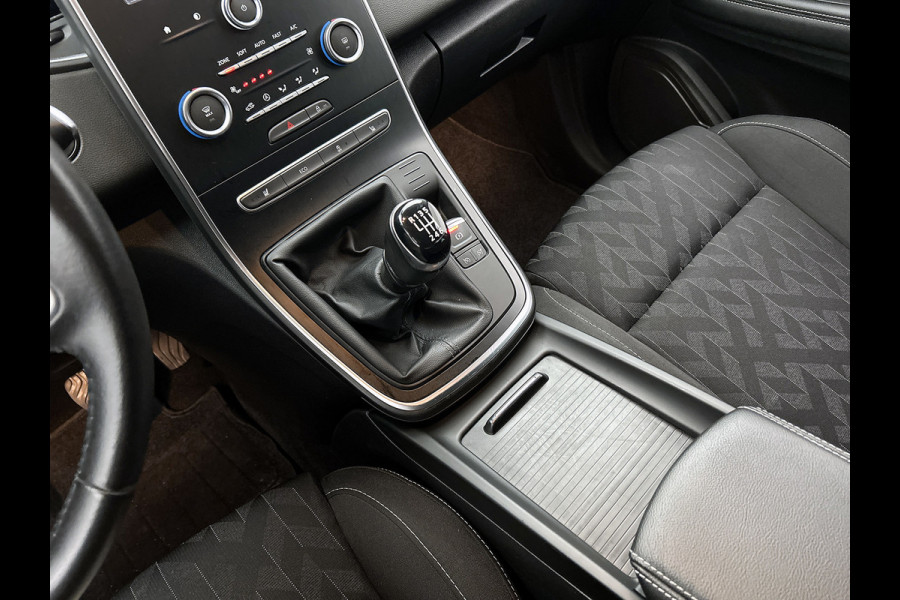 Renault Scénic 1.3 TCe Limited (NAVIGATIE, STOELVERWARMING, TREKHAAK, PDC, CAMERA, GOED ONDERHOUDEN)