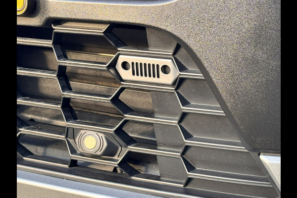 Jeep Avenger 1.2 Altitude | Stoelverwarming | Parkeersensoren voor en achter | Apple/Android CarPlay