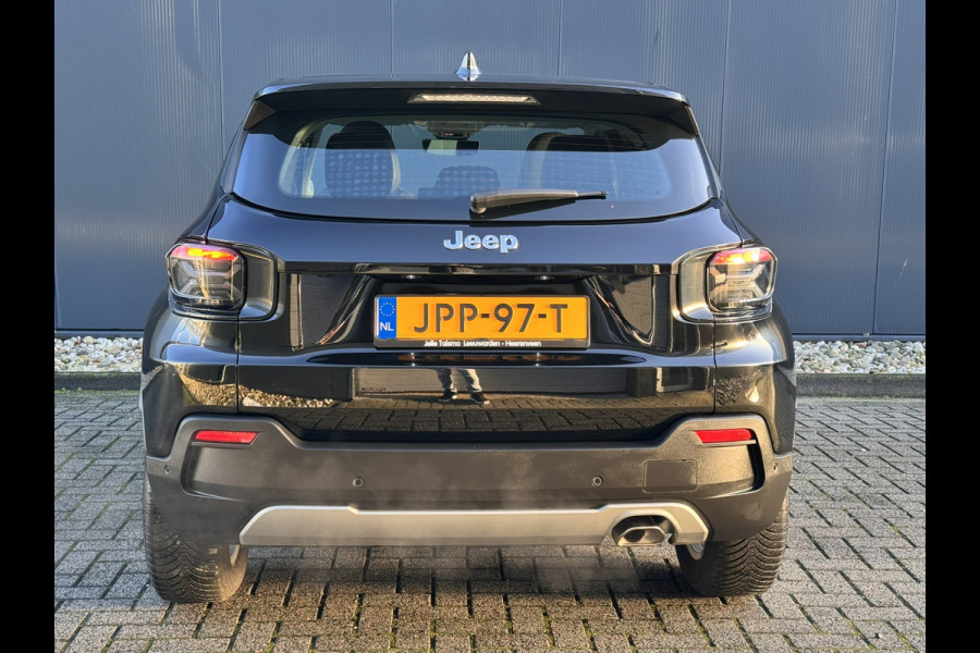Jeep Avenger 1.2 Altitude | Stoelverwarming | Parkeersensoren voor en achter | Apple/Android CarPlay