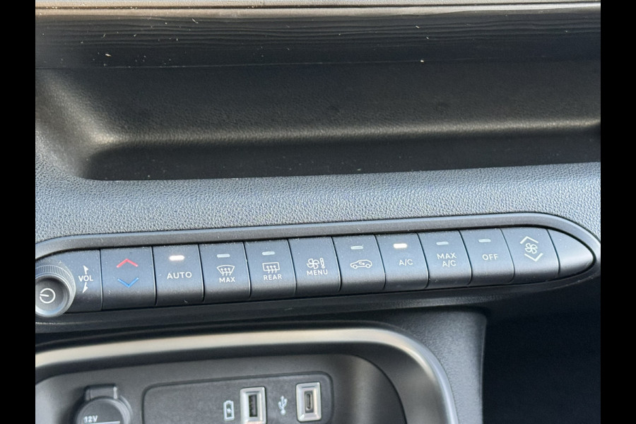 Jeep Avenger 1.2 Altitude | Stoelverwarming | Parkeersensoren voor en achter | Apple/Android CarPlay