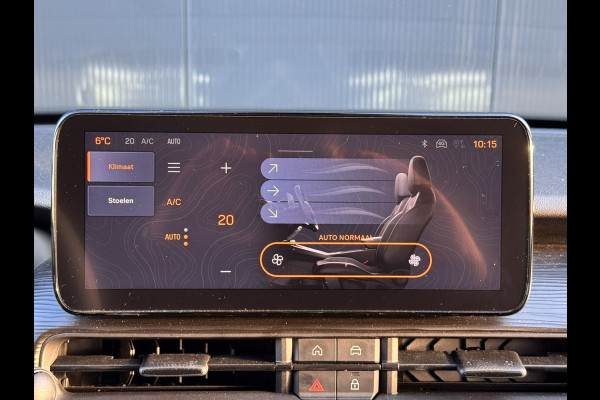 Jeep Avenger 1.2 Altitude | Stoelverwarming | Parkeersensoren voor en achter | Apple/Android CarPlay