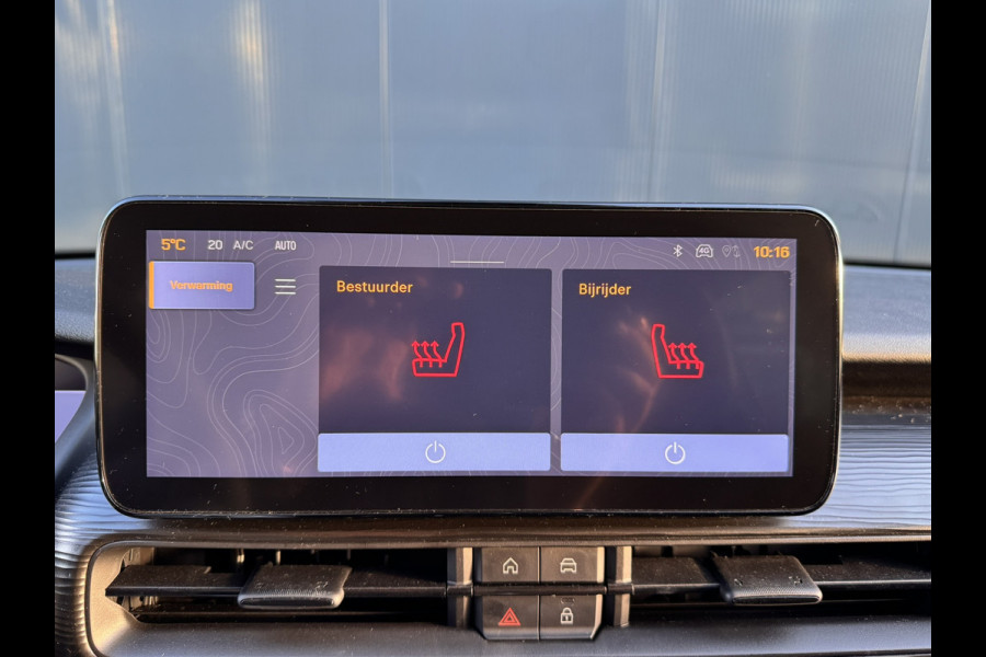 Jeep Avenger 1.2 Altitude | Stoelverwarming | Parkeersensoren voor en achter | Apple/Android CarPlay