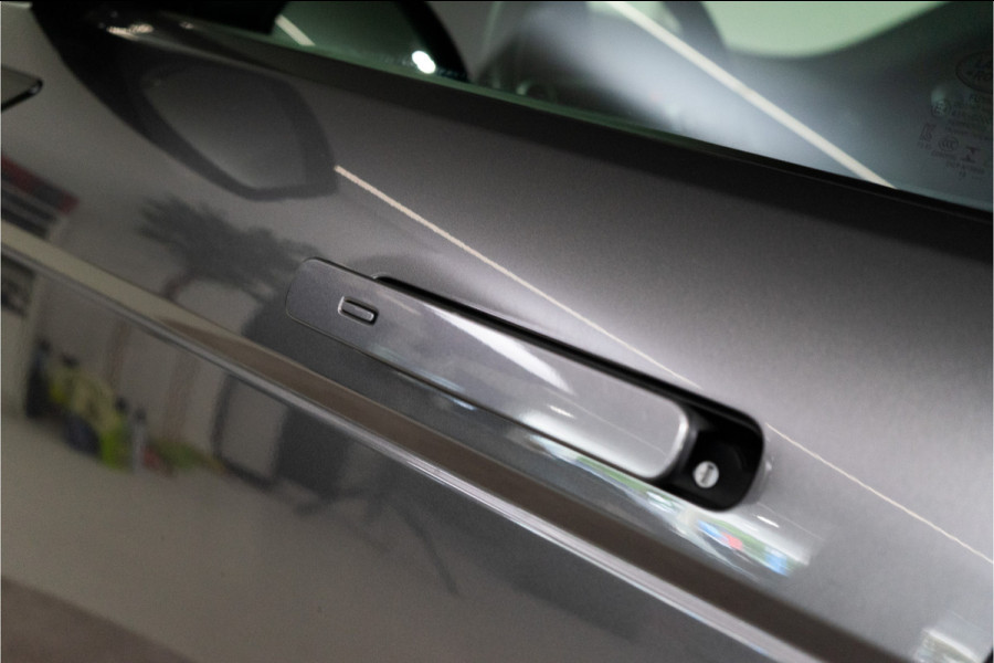 Land Rover Range Rover Evoque 2.0 P200 AWD R-Dynamic HSE 200PK | Pano | Sfeer | Keyless | Meridian | 12 MND Garantie