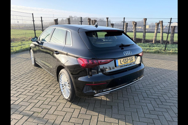 Audi A3 Sportback 30 TFSI Business edition | 1ste Eigenaar | Sportstoelen | Carplay | PDC