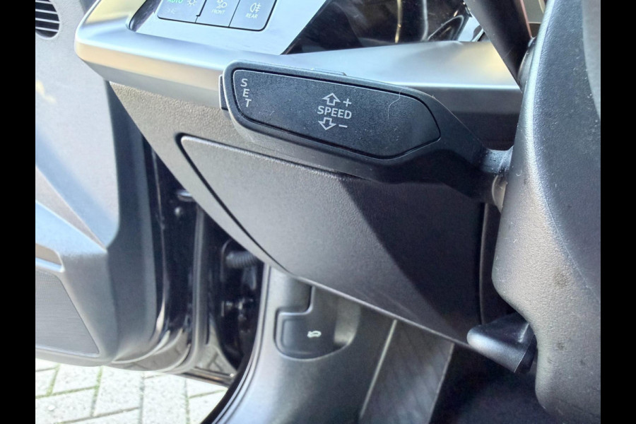 Audi A3 Sportback 30 TFSI Business edition | 1ste Eigenaar | Sportstoelen | Carplay | PDC
