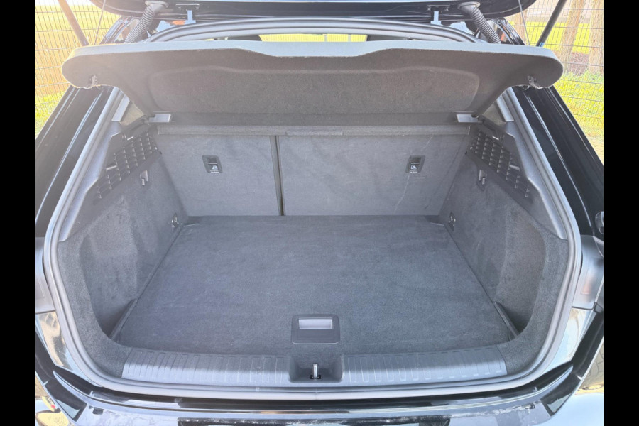 Audi A3 Sportback 30 TFSI Business edition | 1ste Eigenaar | Sportstoelen | Carplay | PDC
