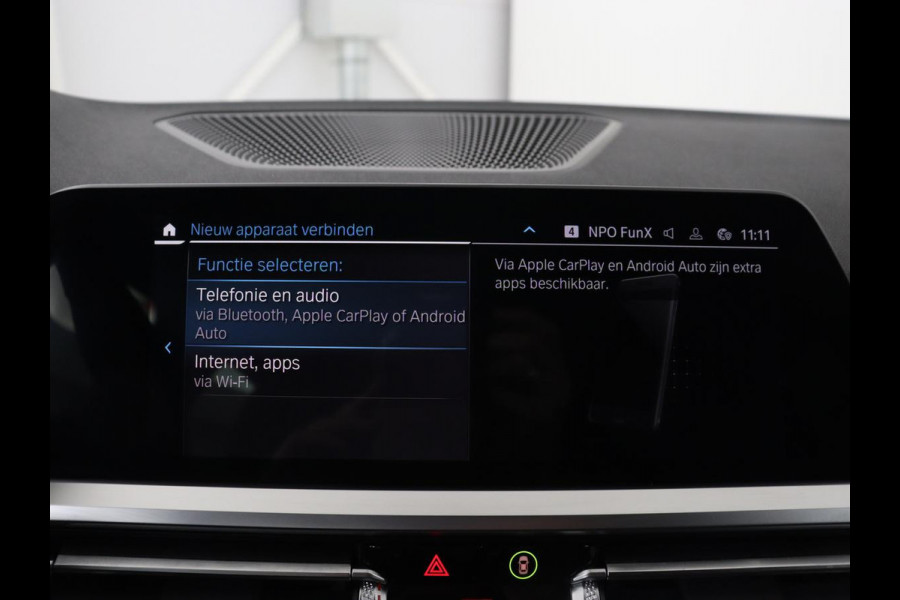 BMW 3-serie 320e M Sport | Leder | Adaptive cruise | Stoelverwarming | Camera | Keyless | Carplay | Sportstoelen | Live Cockpit | Navigatie | Full LED | PHEV | Plug In