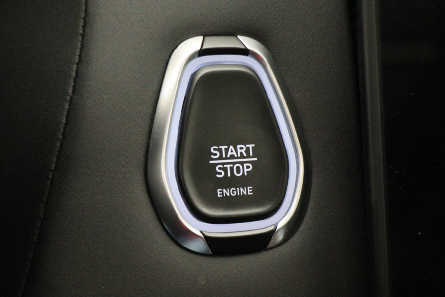 Lynk & Co 01 1.5 360° Camera, Panoramadak, ACC, Keyless, Navigatie, PDC, LED, 20''