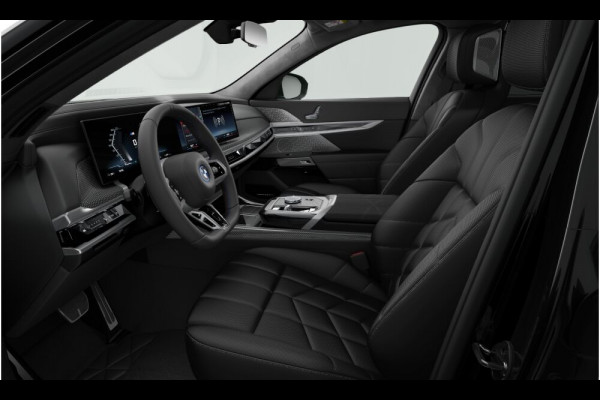 BMW i7 M70 xDrive - Full Option - Executive Lounge - Theatre screen - B&W