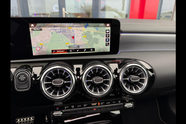 Mercedes-Benz A-Klasse 250 e AMG-pakket | Panoramadak | Alcantara