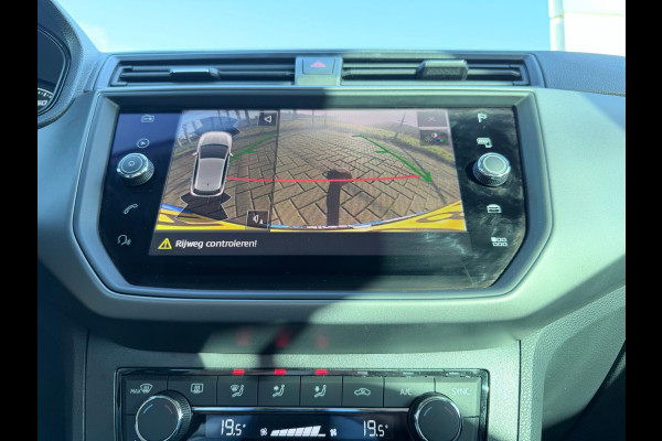 Seat Ibiza 1.0 TSI Style Business Intense | Carplay | Camera | PDC | Stoelverwarming