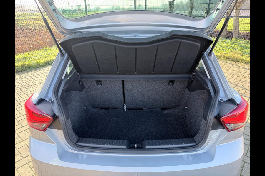 Seat Ibiza 1.0 TSI Style Business Intense | Carplay | Camera | PDC | Stoelverwarming