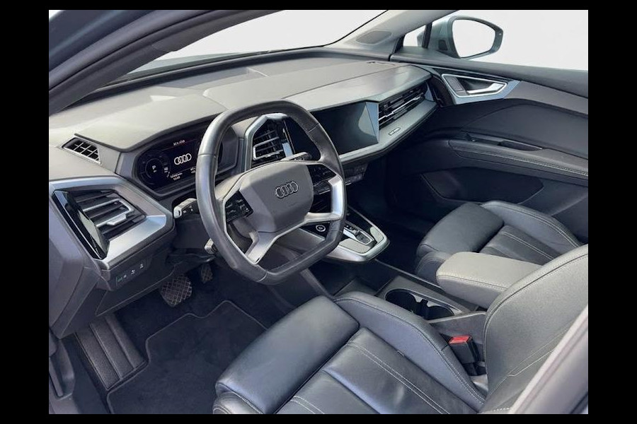 Audi Q4 e-tron 40 Launch edition Advanced Plus 77 kWh 204pk | Navigatie | Parkeercamera | Lederen bekleding | Adaptieve cruise controle