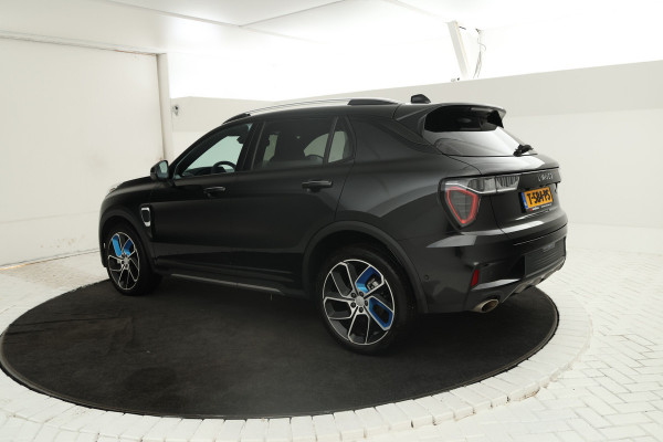 Lynk & Co 01 1.5 Zwarte hemel, Panorama dak, black pakket!!