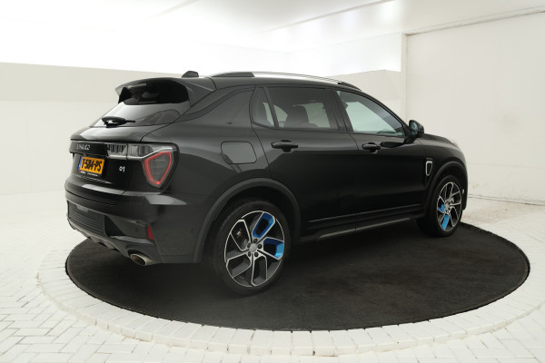 Lynk & Co 01 1.5 Zwarte hemel, Panorama dak, black pakket!!