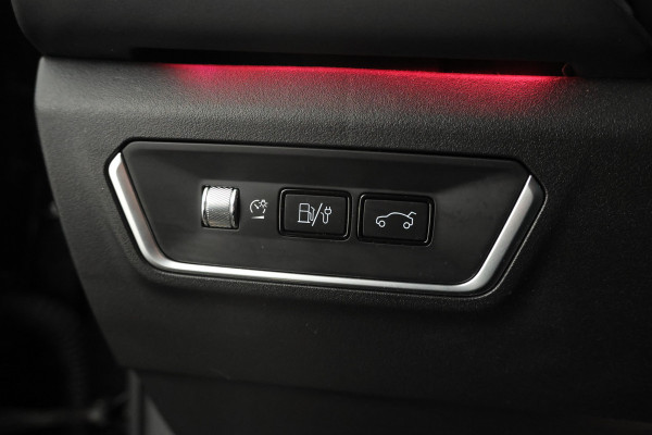 Lynk & Co 01 1.5 Zwarte hemel, Panorama dak, black pakket!!