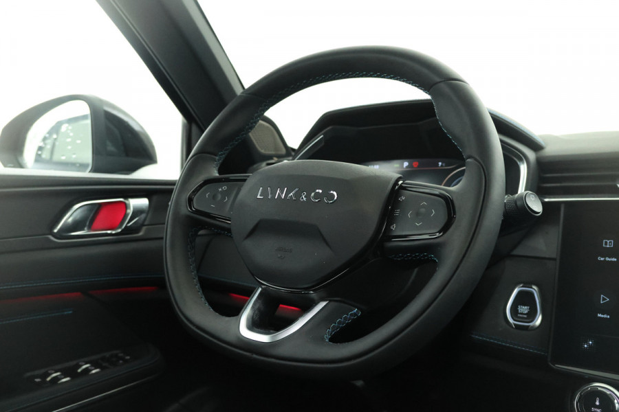 Lynk & Co 01 1.5 Zwarte hemel, Panorama dak, black pakket!!