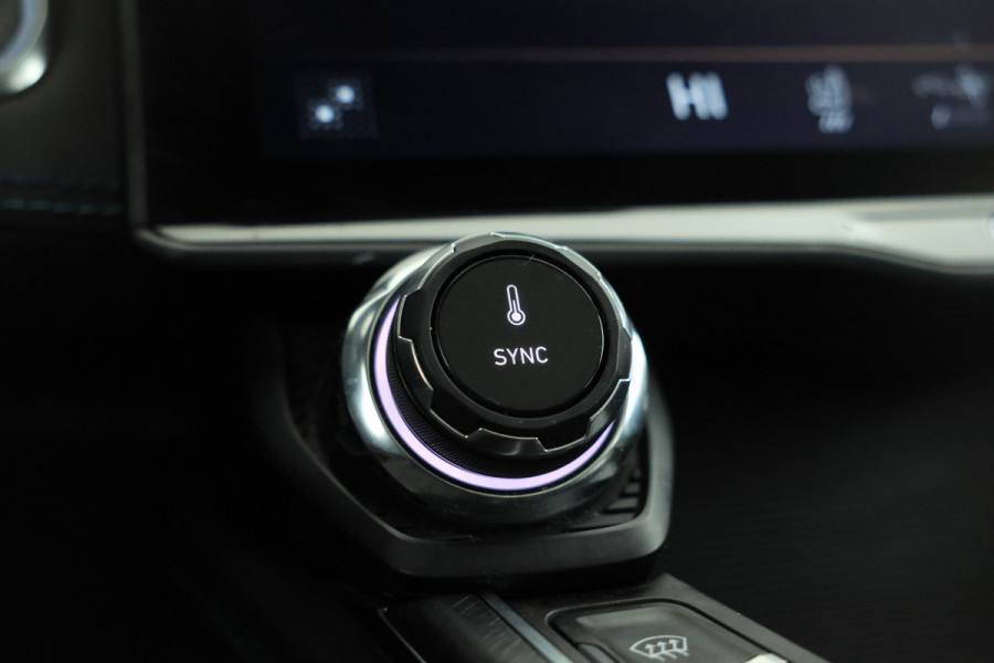 Lynk & Co 01 1.5 Zwarte hemel, Panorama dak, black pakket!!