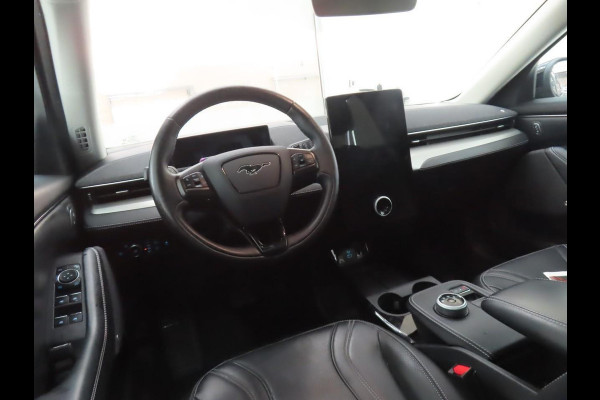 Ford Mustang Mach-E Extended RWD 98 kWh | Wordt verwacht | Panoramadak | Trekhaak | Bang&Olufsen | Elektrische achterklep