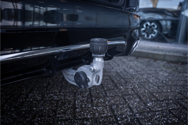 Mercedes-Benz E-Klasse Estate AMG 53 4MATIC+ Hyperscreen ** Massage ** Burmester ** Panodak ** Trekhaak ** Verwarmd stuurwiel ** Standkachel ** Verlichte grille ** Dashcam